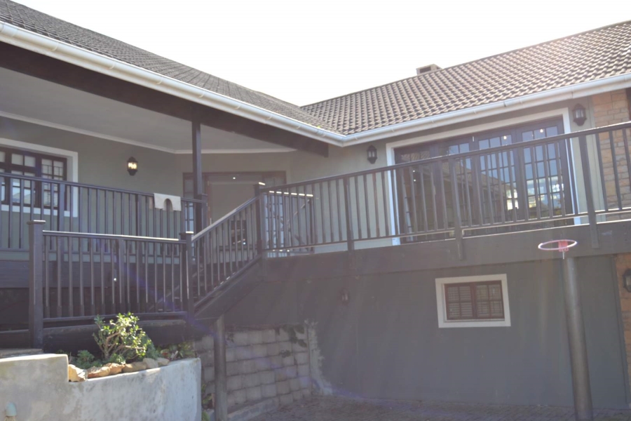 5 Bedroom Property for Sale in Knysna Heights Western Cape